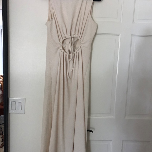 Nordstrom - ASTR The Label - Keyhole open back collared ivory dress - Women's XL - Picture 2 of 6